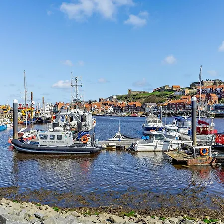 Holiday home 1 Bed In 91995 Whitby