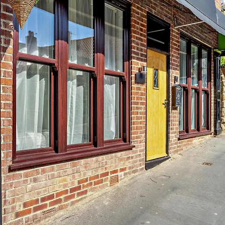 1 Bed In Oc-91995 *